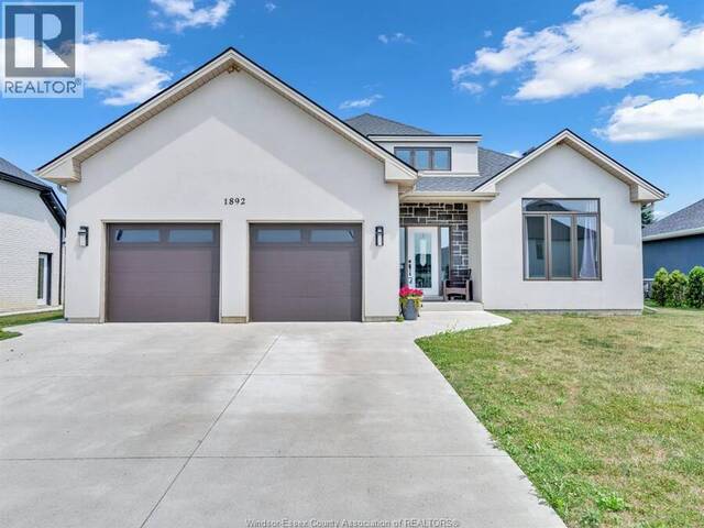 1892 VILLA CANAL Kingsville Ontario, N0P 2G0 - 3 Bedrooms Home For Sale