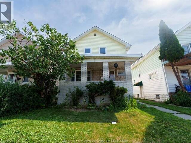 950 ELSMERE Windsor Ontario, N9A 2A9 - 5 Bedrooms Home For Sale