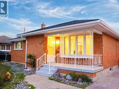 951 RIVERDALE Windsor Ontario, N8S 4C4