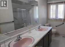 2722 SIERRA DRIVE | Windsor Ontario | Slide Image Fourteen