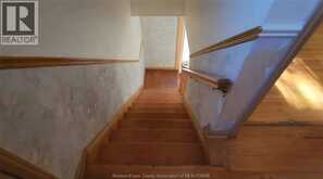 2722 SIERRA DRIVE | Windsor Ontario | Slide Image Seventeen