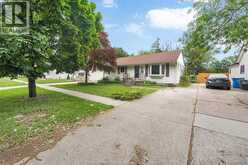 2032 FORD BOULEVARD | Windsor Ontario | Slide Image Three
