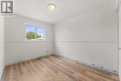 1320 HANSEN CRESCENT | Windsor Ontario | Slide Image Seventeen