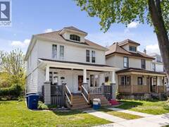 881-883 MARION AVENUE Windsor Ontario, N9A 2H8