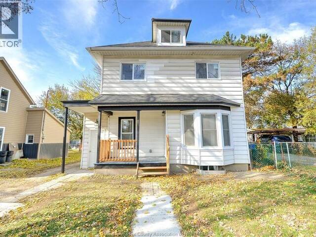 3076 SANDWICH Windsor Ontario, N9C 1A4 - 8 Bedrooms Home For Sale