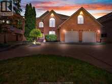 299 RUSSEL WOODS DRIVE | Tecumseh Ontario | Slide Image Forty-seven