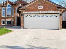 4518 HELSINKI CRESCENT | Windsor Ontario | Slide Image Three