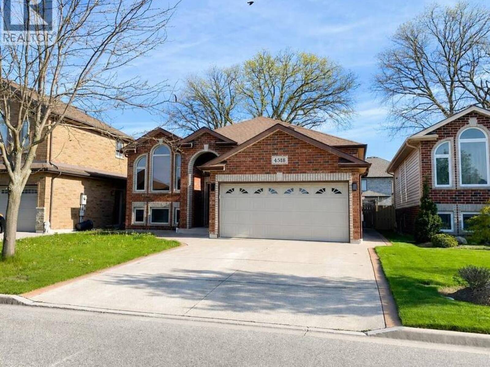 4518 HELSINKI CRESCENT, Windsor, Ontario N9G 0A6