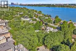 6565 RIVERSIDE DRIVE East | Windsor Ontario | Slide Image Seven