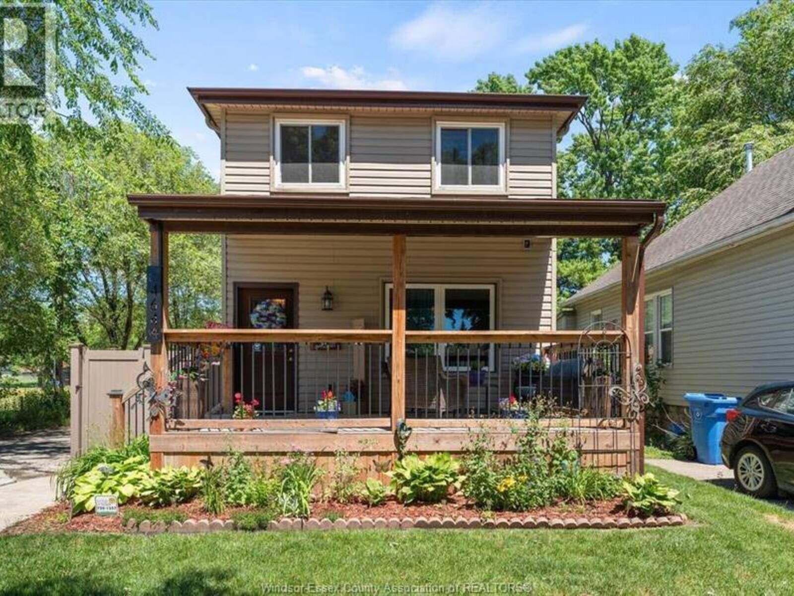464 OAK, Windsor, Ontario N9A 5E6