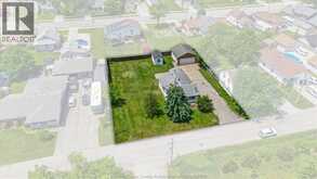 510 ARQUETTE AVENUE | Essex Ontario | Slide Image Five