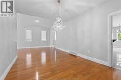 21 LAURENTIA DRIVE | Tilbury Ontario | Slide Image Eight