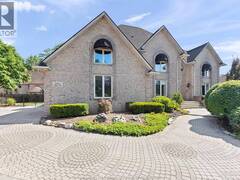 15 Fasan CRESCENT Tecumseh Ontario, N8N 4L1