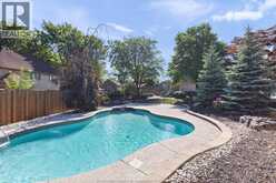 15 Fasan CRESCENT | Tecumseh Ontario | Slide Image Four