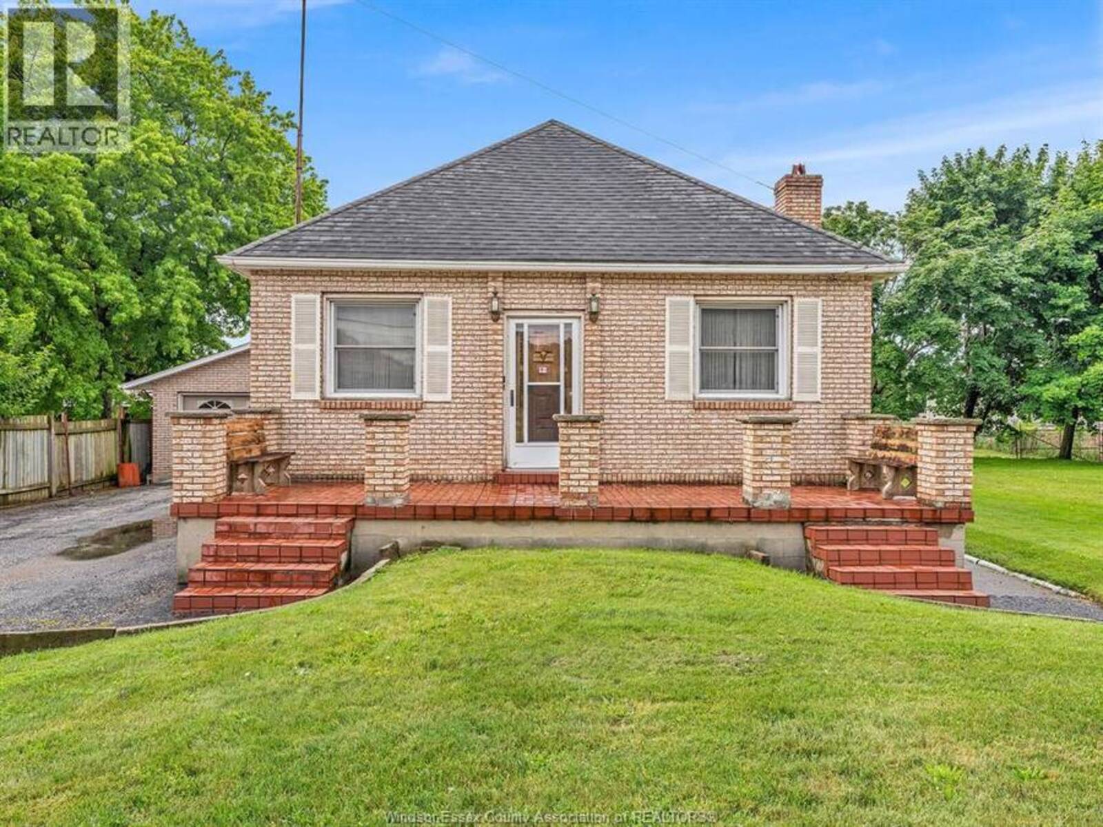 534 MERSEA 3 ROAD, Leamington, Ontario N8H 3V5