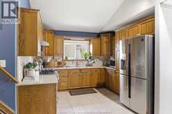 362 PENTILLY | Tecumseh Ontario | Slide Image Eight