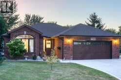 113 BEACH COURT | Lakeshore Ontario | Slide Image One