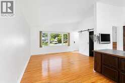3436 Glenwood AVENUE | Windsor Ontario | Slide Image Eight