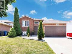 4239 MARLO Windsor Ontario, N9G 2Y6