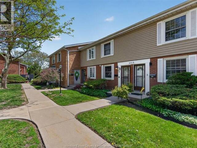 8416 LITTLE RIVER ROAD Unit# 4 Windsor Ontario, N8S 2B5 - 2 Bedrooms Condo For Sale