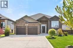 208 CLARKE | Amherstburg Ontario | Slide Image One