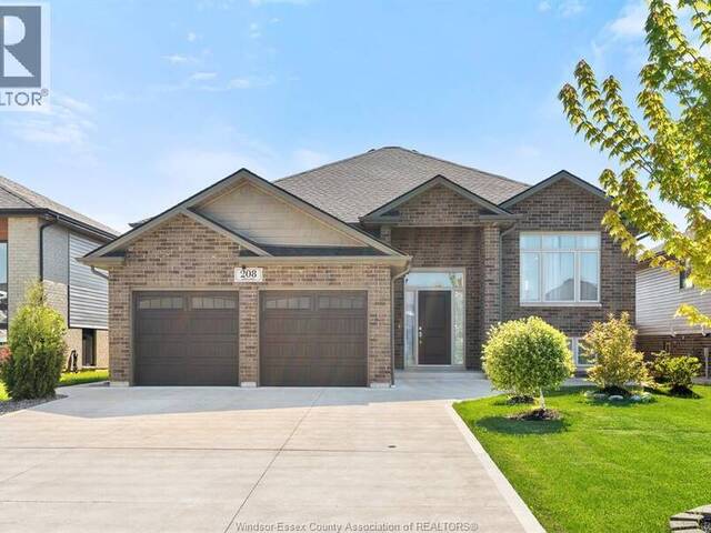 208 CLARKE Amherstburg Ontario, N9V 0G6 - 4 Bedrooms Waterfront Home For sale
