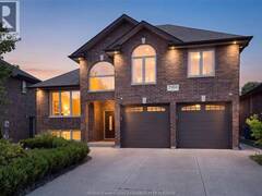 2988 RUTH Windsor Ontario, N8R 2K7