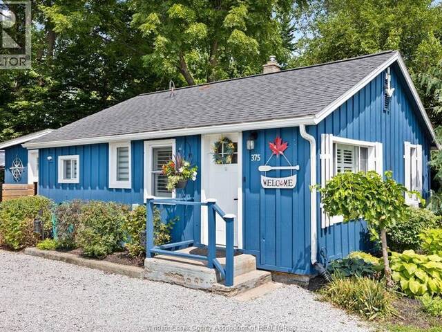 375 JACKSON Essex Ontario, N0R 1G0 - 2 Bedrooms Waterfront Home For sale