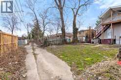 458-460 WAHKETA STREET | Windsor Ontario | Slide Image Eight