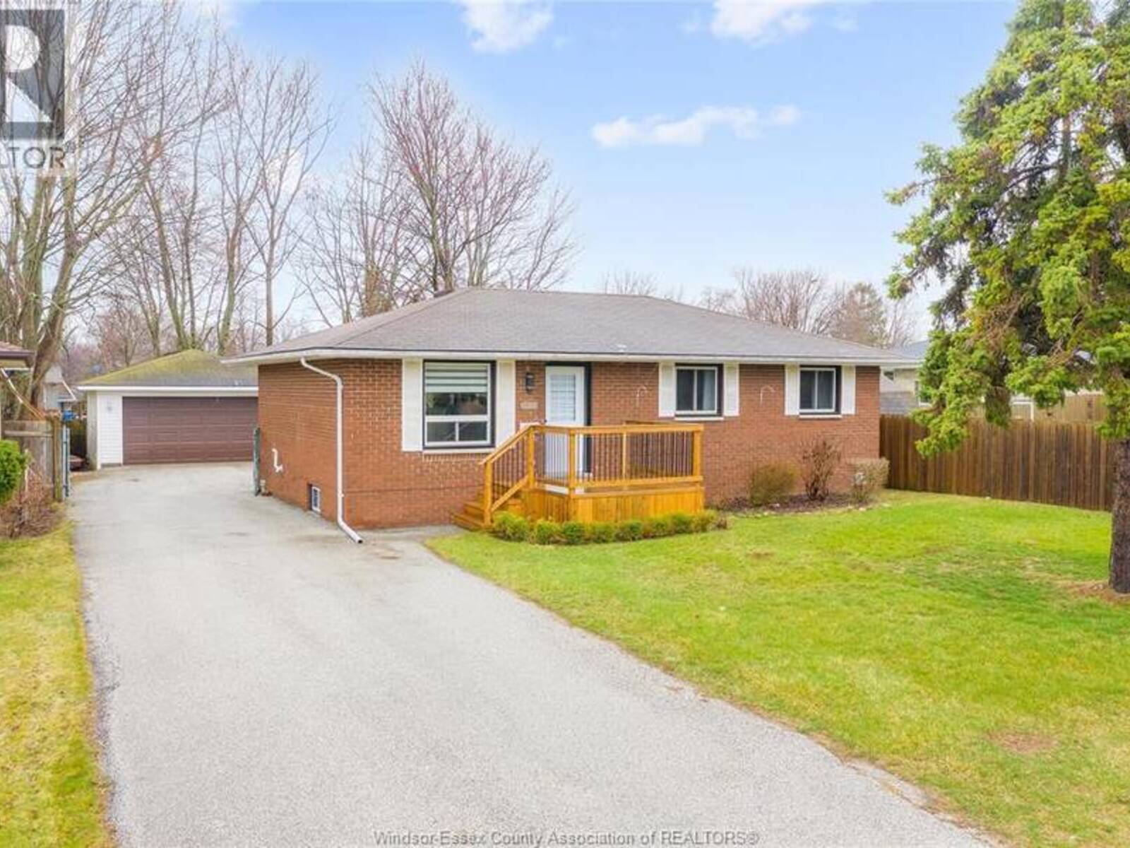 177 OWENWOOD, Kingsville, Ontario N9Y 3L3