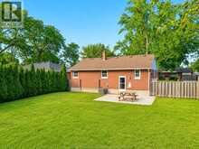 3621 MCKAY AVENUE | Windsor Ontario | Slide Image Forty