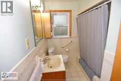 1224 BELLE ISLE VIEW | Windsor Ontario | Slide Image Nine