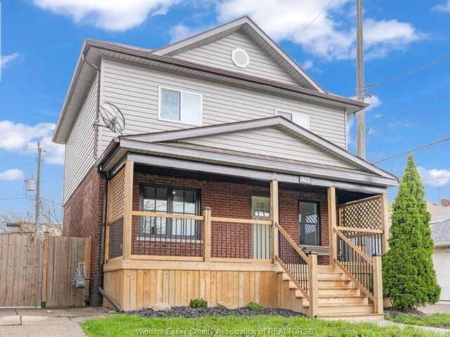 1219 ELSMERE AVENUE Windsor Ontario, N9A 2B1 - 4 Bedrooms Home For Sale