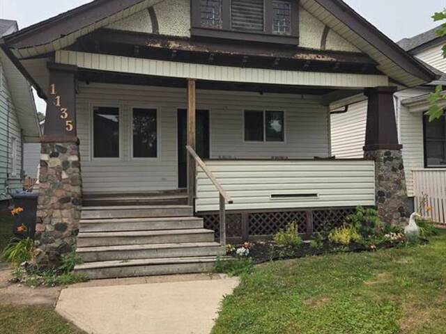 1135 CHURCH Windsor Ontario, N9A 4V5 - 2 Bedrooms Home For Sale