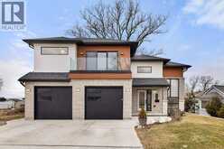 1118 UNION STREET | Amherstburg Ontario | Slide Image One