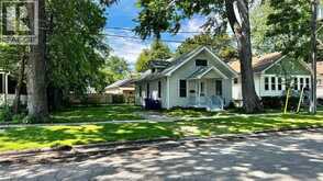 377 CHAPPELL | Windsor Ontario | Slide Image Two