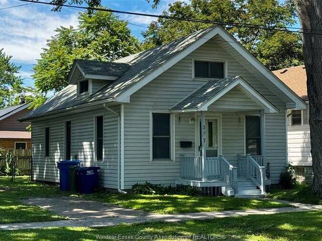 377 CHAPPELL Windsor Ontario, N9C 3C6 - 3 Bedrooms Home For Sale