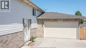 1752 VICKY CIRCLE | Windsor Ontario | Slide Image Two