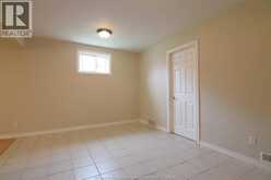 825 BRANT | Windsor Ontario | Slide Image Eleven