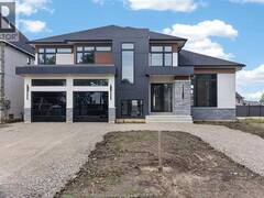 5325 HURON CHURCH LINE LaSalle Ontario, N9H 1H5