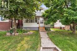 1245 GILES BOULEVARD East | Windsor Ontario | Slide Image Three