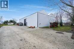 496 County Rd 34 | Kingsville Ontario | Slide Image Thirty-two