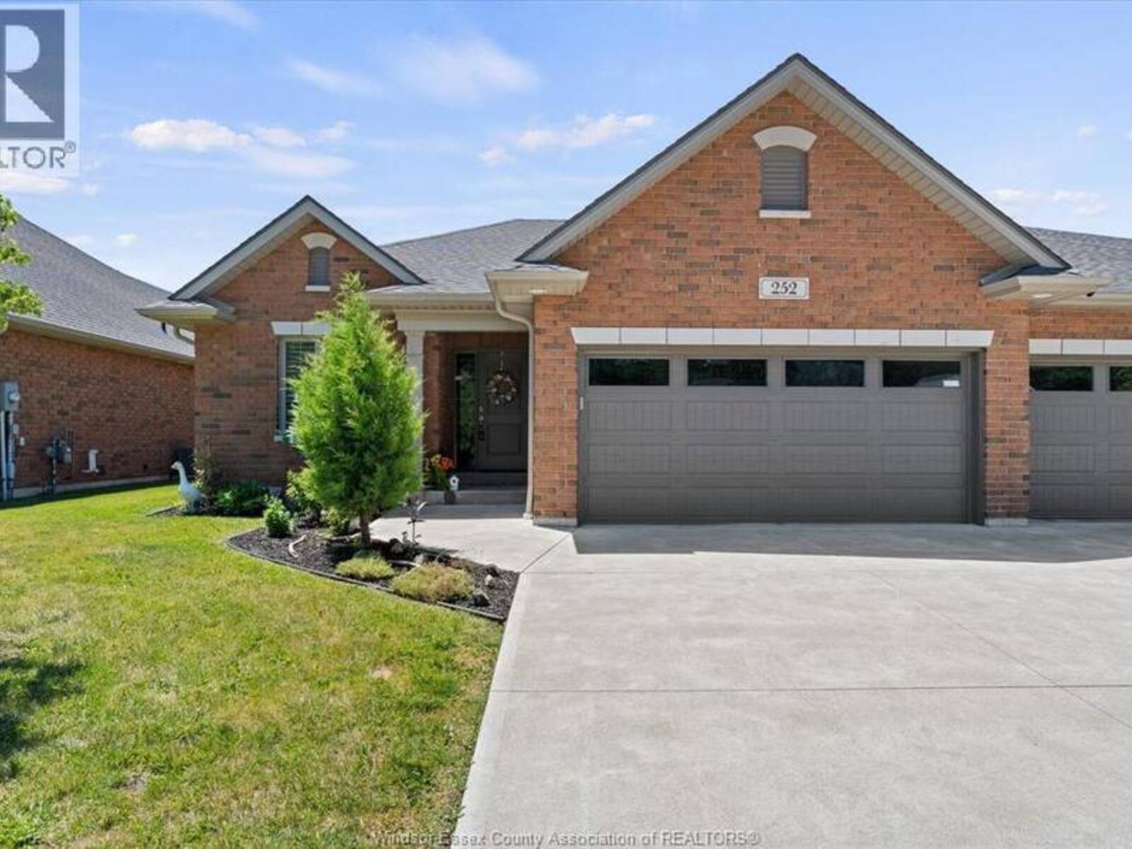 252 SERENA, Kingsville, Ontario N9Y 0E8