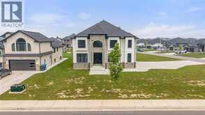 116 KINGSBRIDGE DRIVE | Amherstburg Ontario | Slide Image Two