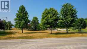 366 SEACLIFF DRIVE West | Leamington Ontario | Slide Image Eight