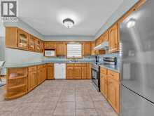 24 CAMELOT AVENUE | Leamington Ontario | Slide Image Fourteen