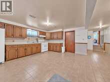 24 CAMELOT AVENUE | Leamington Ontario | Slide Image Forty-two