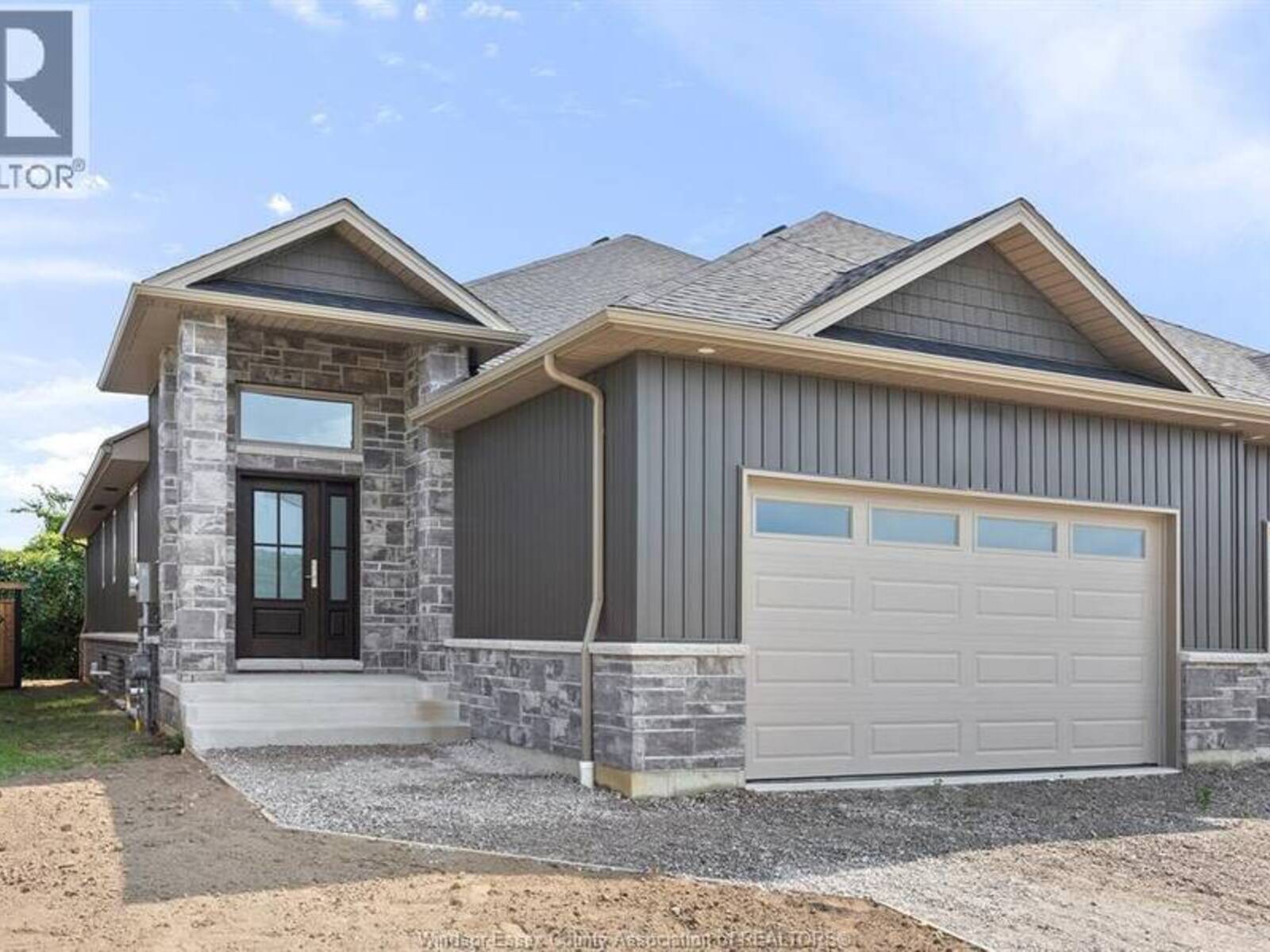 77 PEREIRA DRIVE, Harrow, Ontario N0R 1G0