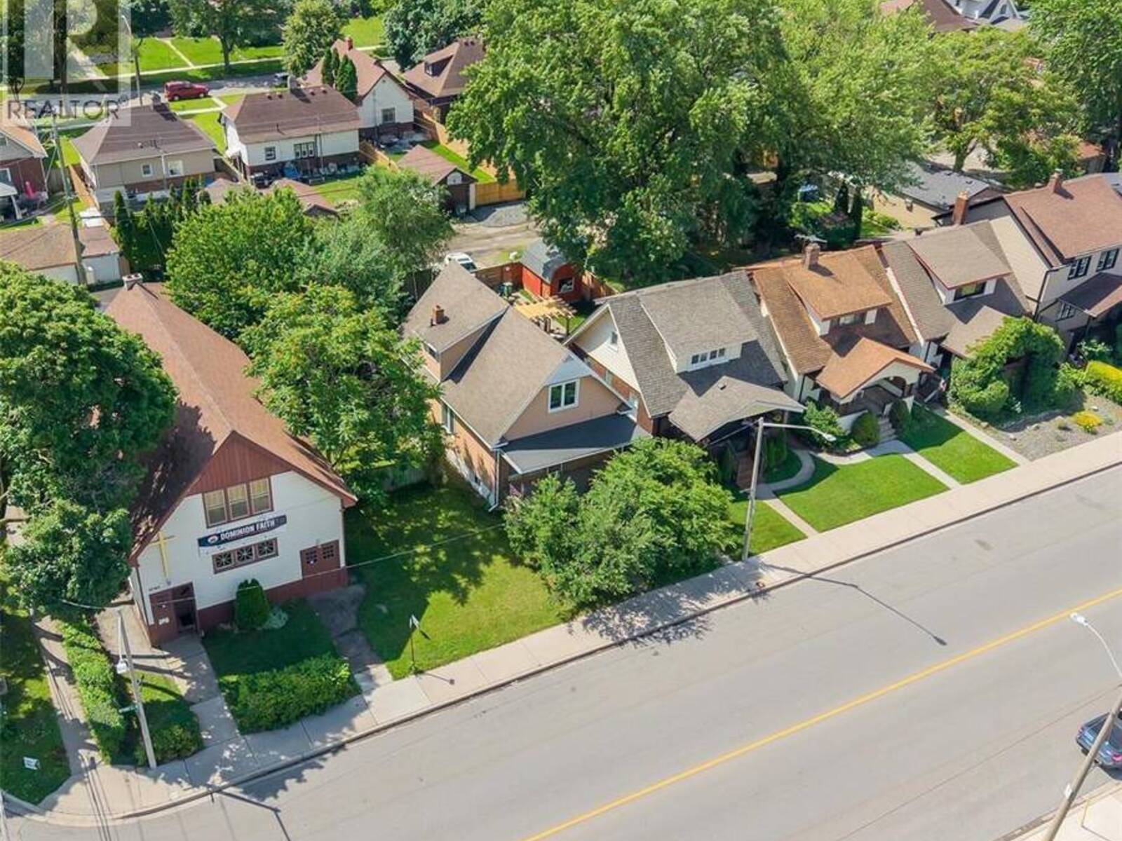 2075 OTTAWA STREET, Windsor, Ontario N8Y 1R6