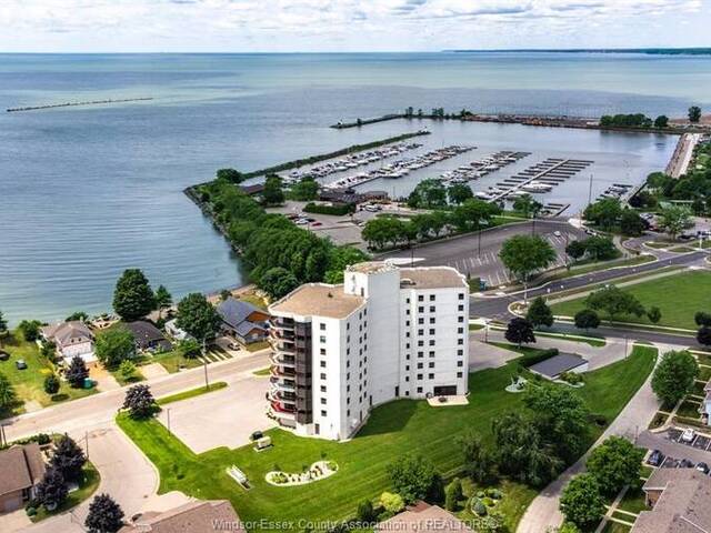 109 ROBSON Unit# 403 Leamington Ontario, N8H 3V4 - 2 Bedrooms Condo For Sale
